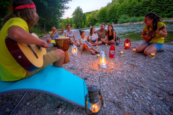 /campings/francia/midi-pirineos/aveyron/Canoë Gorges du Tarn/nps-canoecamping718.JPG